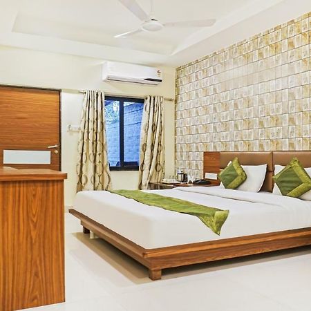 Hotel Lions Den Lonavala Exterior foto